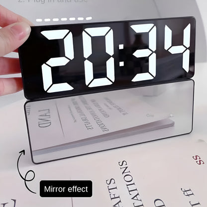 MirrorTime LED Wecker – Spiegel Digitalwecker – Uhr Datum Temperatur