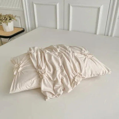FloraRuffle™ - Bettwäsche Set Blumen - Plissee Design - Elegantes Schlafzimmer Set