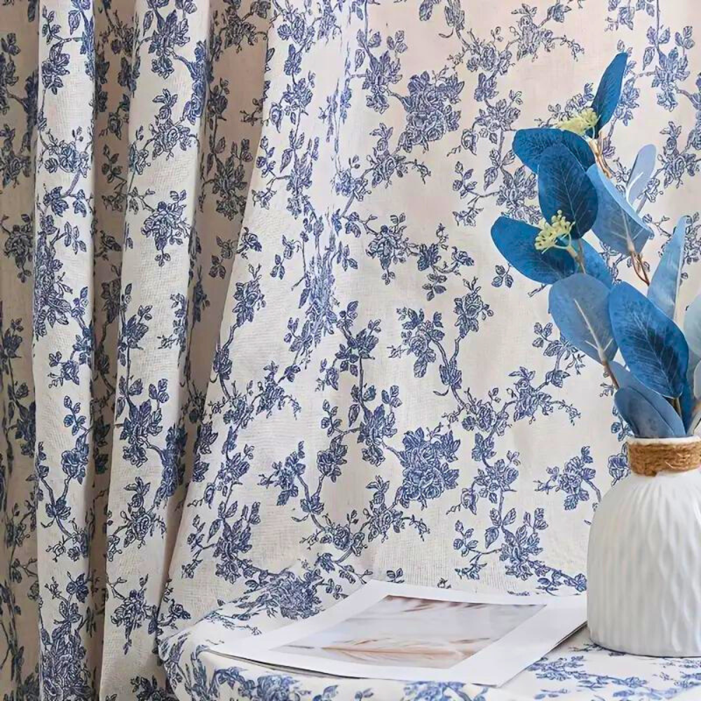 Boreal Floral Vorhang - Halbtransparent, Blaues Rosenmuster, 100% Polyester 2