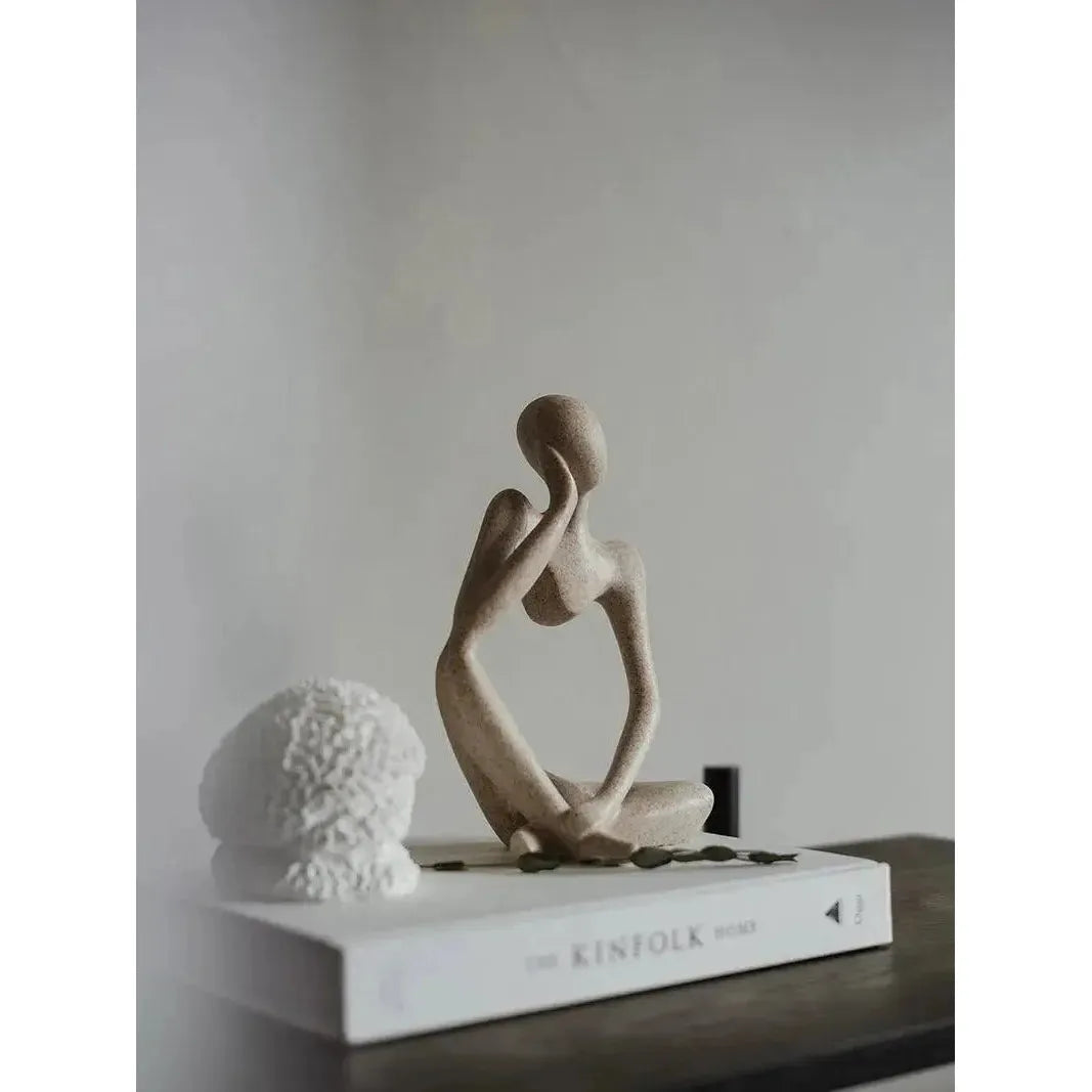 Dorian Skulptur - Abstrakte Harzfigur, Inspiriert von Rodin 0
