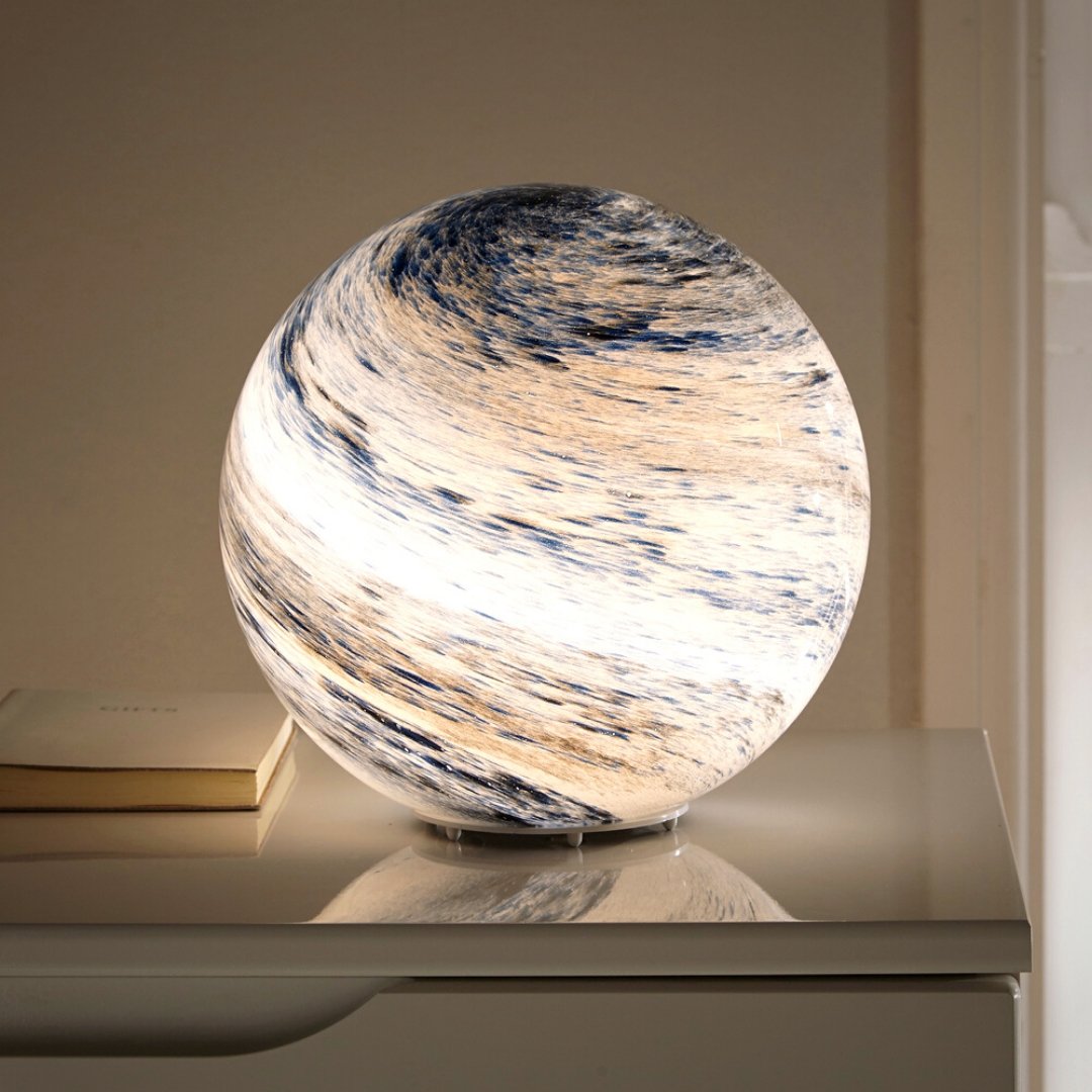 Gloria LED Tischlampe - Glasoptik mit Wirbelmuster, USB-betrieben 0