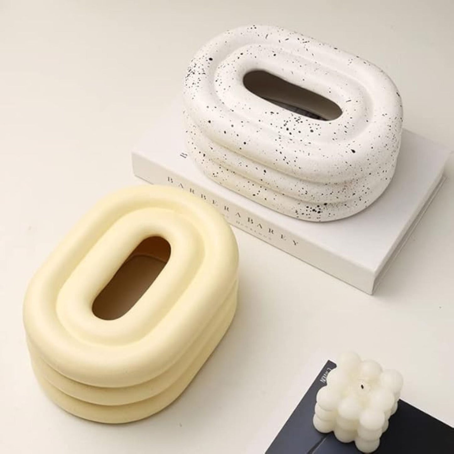 Gloria Tissue Holder - Lustre-Keramik, Cremefarbenes Windring-Design 3