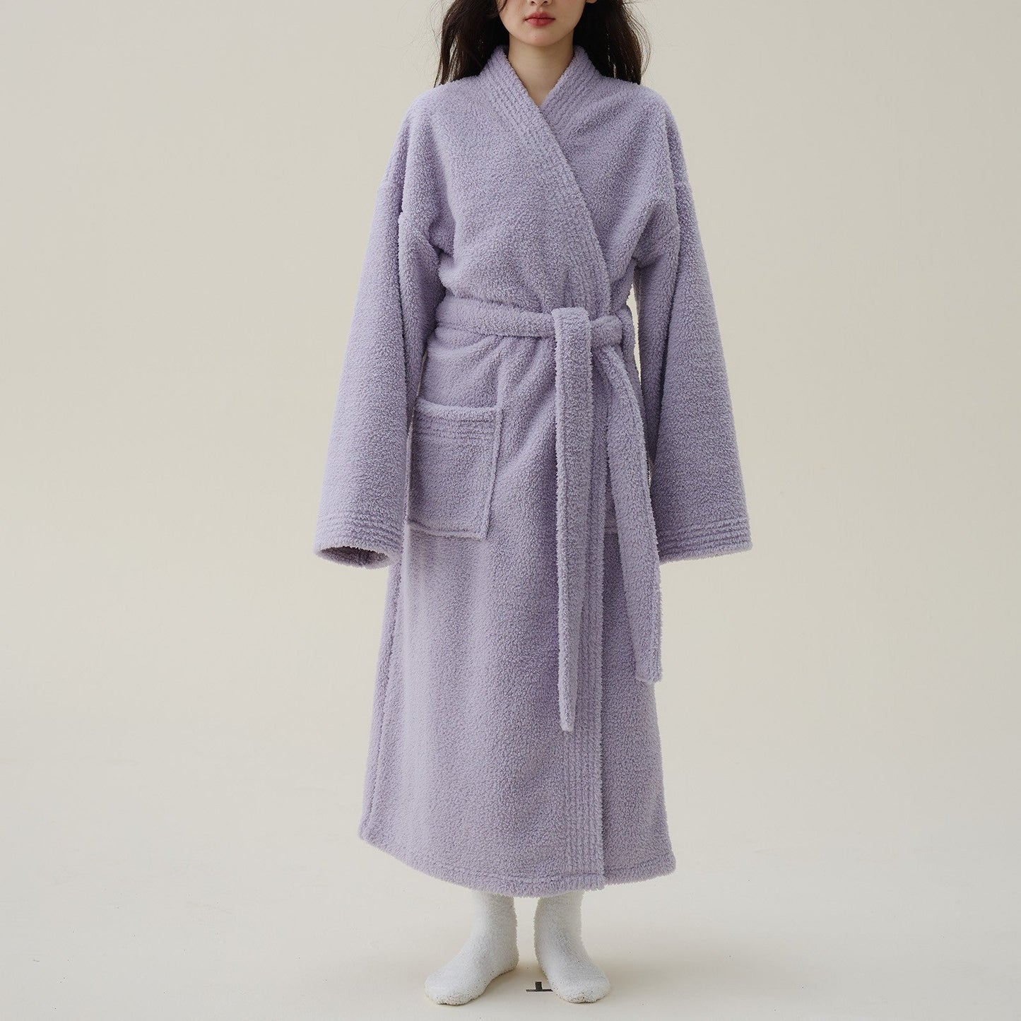 Liora Damen Bademantel Lang - Flauschig, Kimono-Schnitt, Winterkomfort 2
