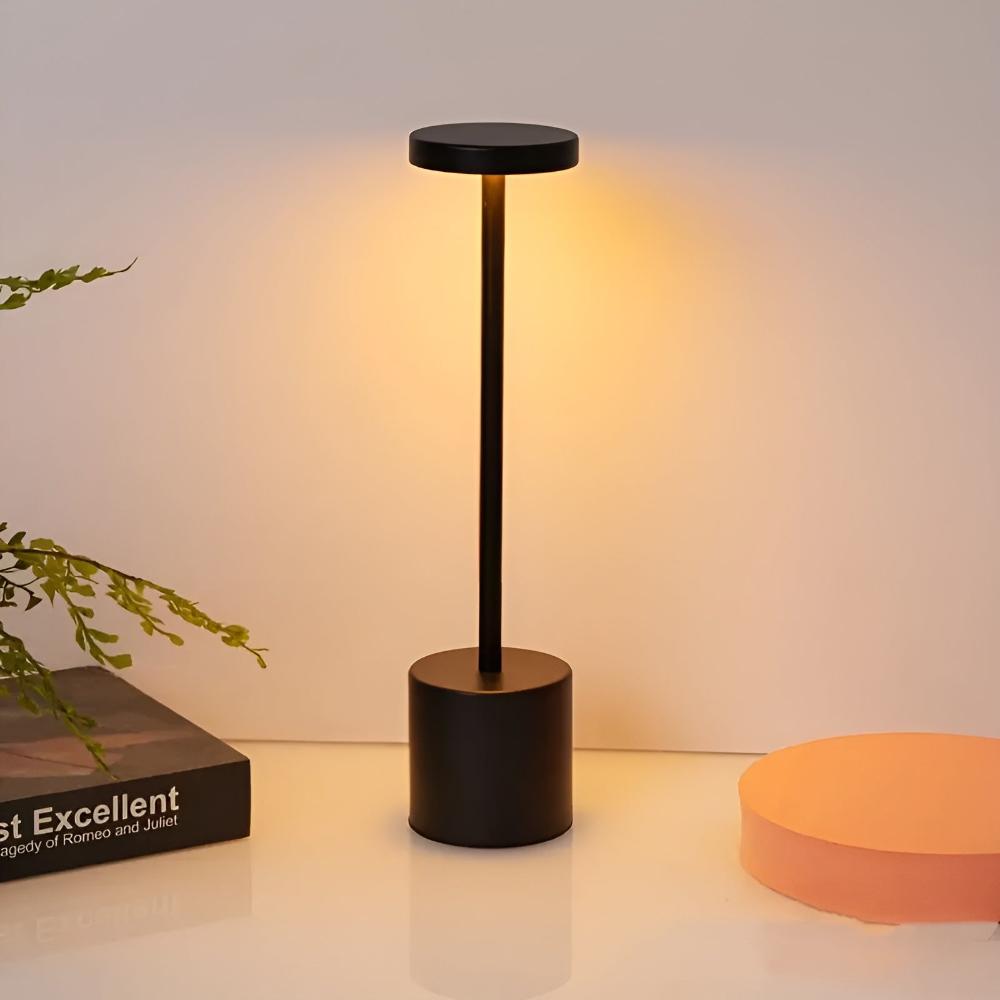 Lumi Akku Tischleuchte - Tragbares Design, Einstellbare Helligkeit 2
