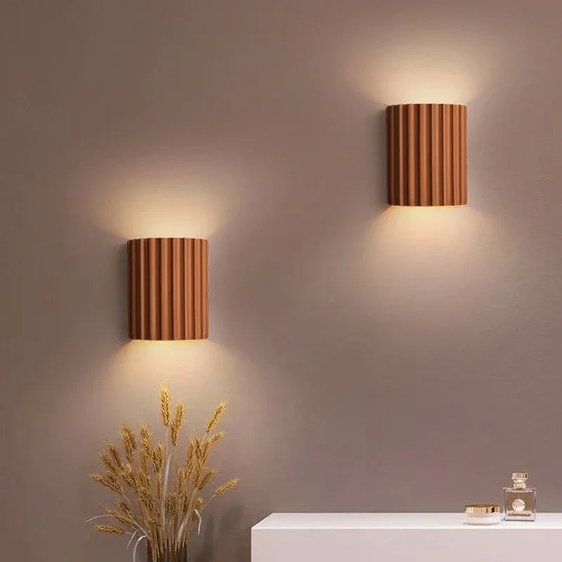 Natura Wandleuchte Schwarz - Kunstharz, Minimalistisches Design 3