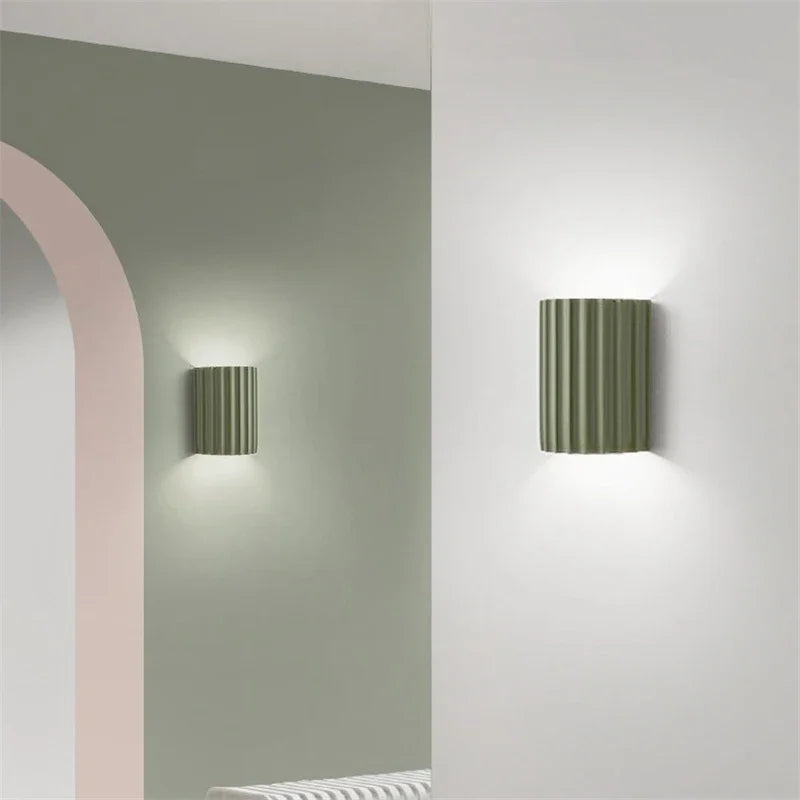 Natura Wandleuchte Schwarz - Kunstharz, Minimalistisches Design 4