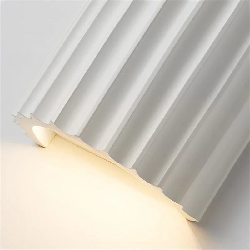 Natura Wandleuchte Schwarz - Kunstharz, Minimalistisches Design 6