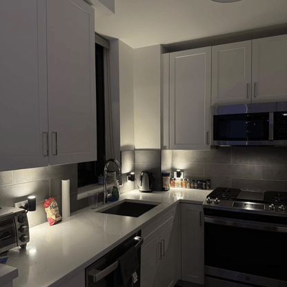 AuraPlug™ - LED Steckdosenlampe - Modernes Design - Automatisches Nachtlicht