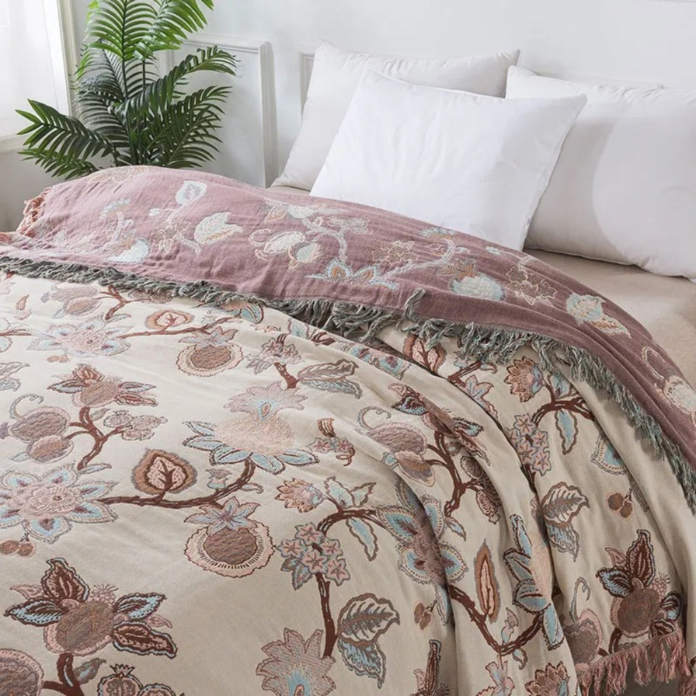 Orina Floral Bettdecke 200x220 - Jacquard Baumwolle mit Quasten 2
