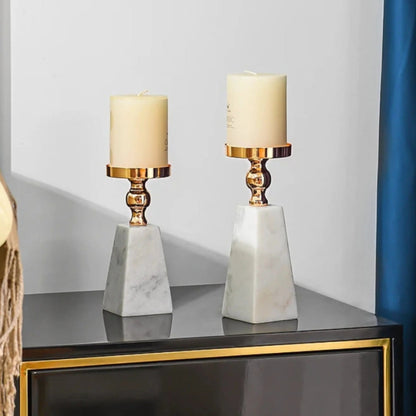 Pavo Kerzenständer - Goldener Marmor, Pyramiden-Design 2