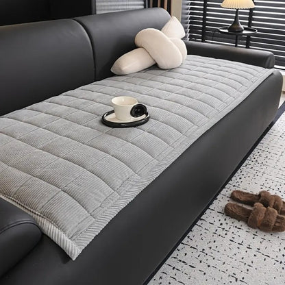 QuiltGuard™ - Sofaüberwurf Gesteppt - Modernes Design - Rutschfester Sofaschutz