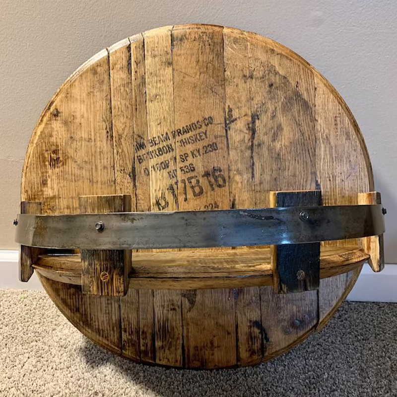 Sandsberg Wandregal - Rustikales Massivholz, Rundes Whiskeyfass-Design 1