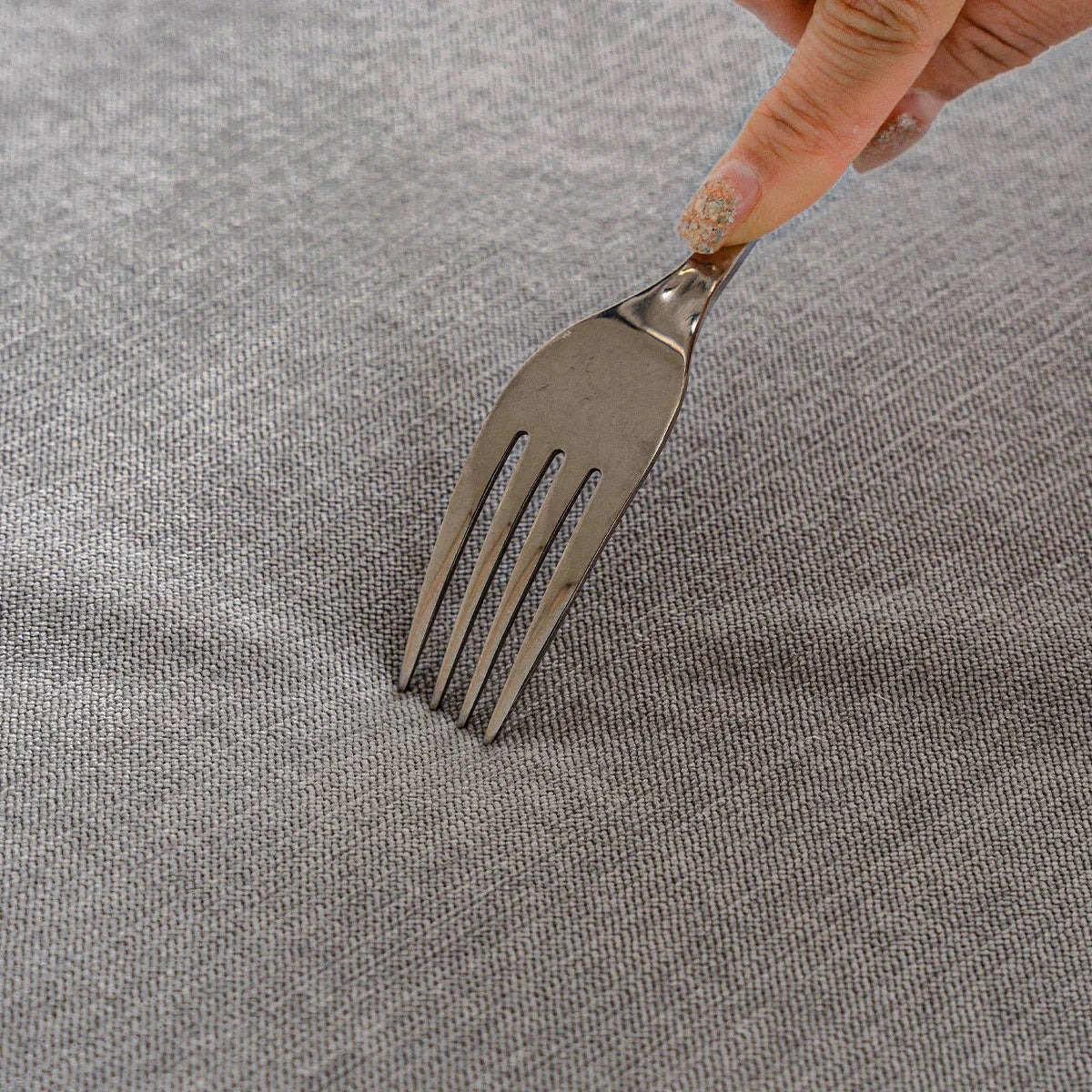 PawShield™ – Kratzfester Sofaüberwurf – Haustierfreundlich