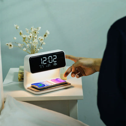 LumaCharge™ - 3-in-1 Nachttischlampe - Modern Stil - Multifunktionale Tischleuchte